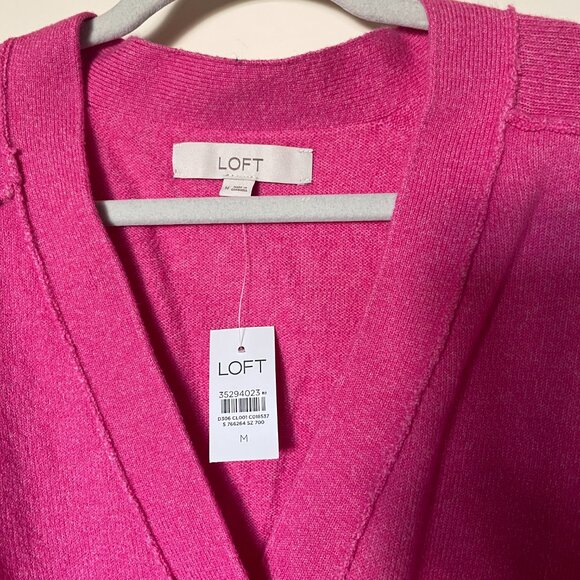 NWT Loft Cropped V-Neck Cardigan Rose Flash Size Medium - Picture 2 of 4